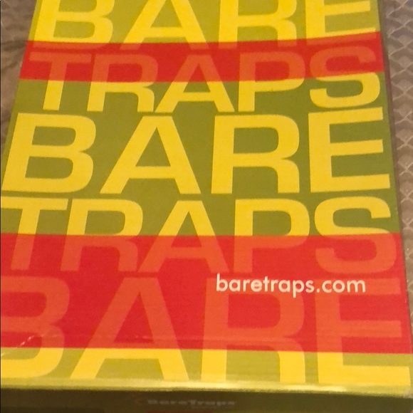 BARETRAPS Boots-Like New! - Picture 7 of 7